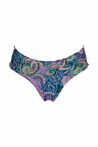 Lilly Bottom