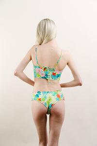 Lilly Bottom